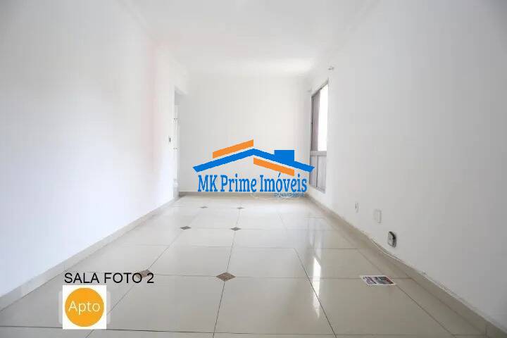 Apartamento à venda com 3 quartos, 60m² - Foto 2