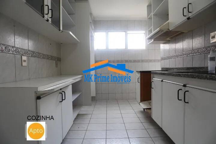 Apartamento à venda com 3 quartos, 60m² - Foto 3