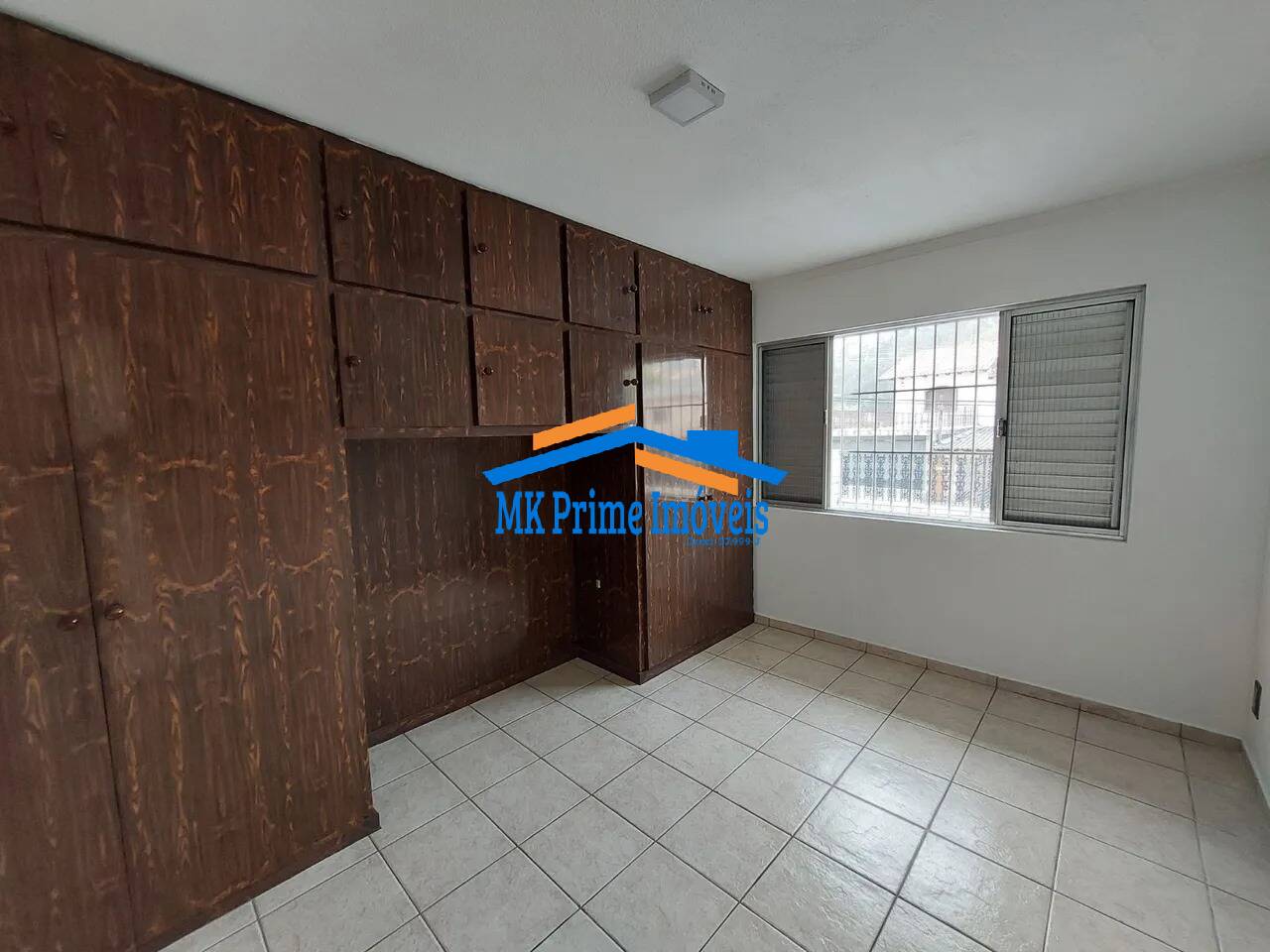 Sobrado à venda com 6 quartos, 238m² - Foto 4