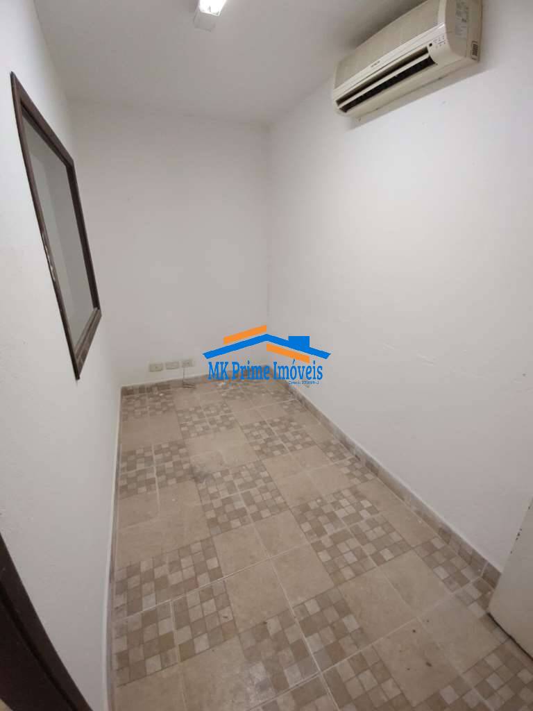 Casa de Condomínio para alugar com 6 quartos, 550m² - Foto 42