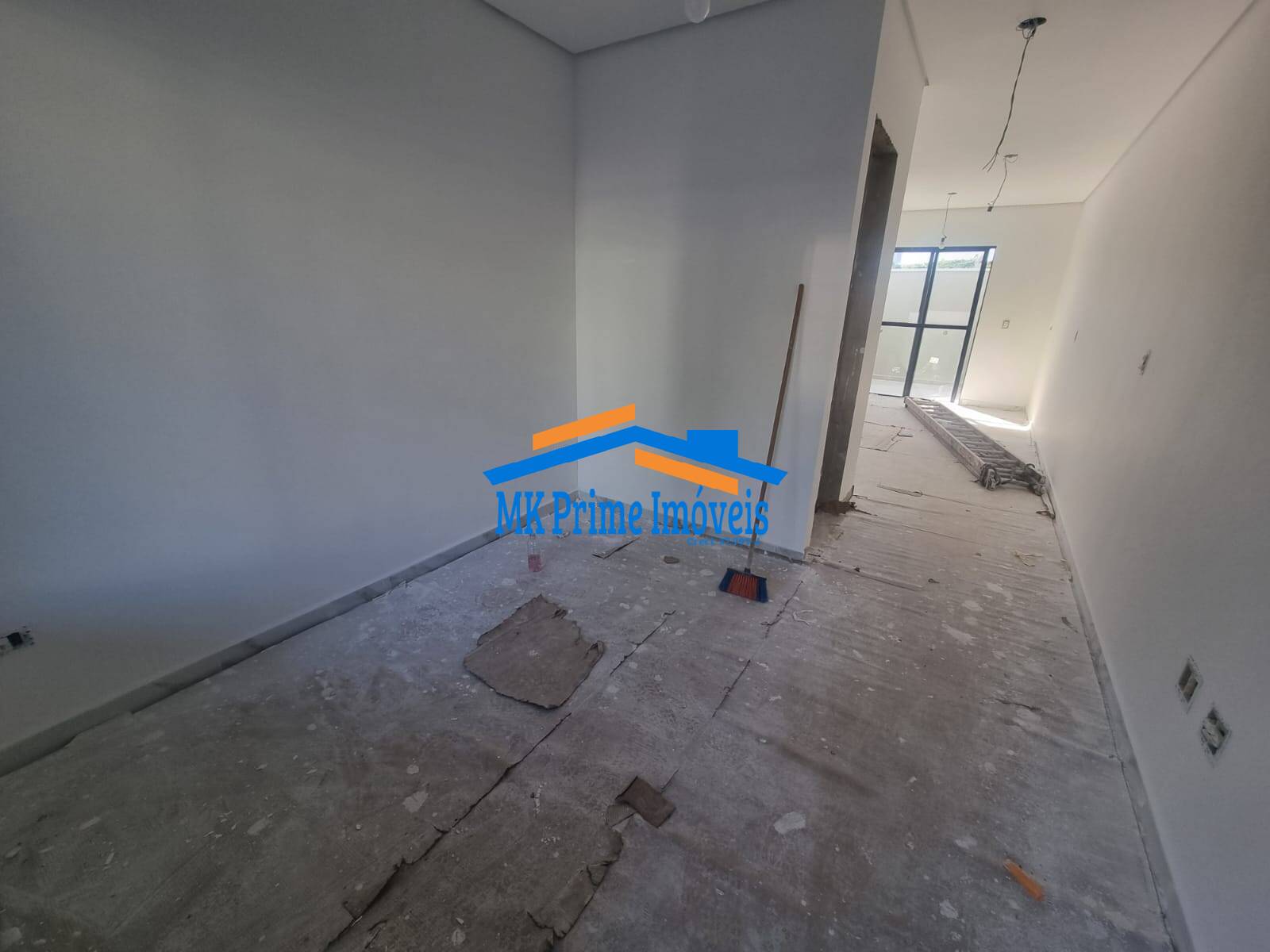 Sobrado à venda com 2 quartos, 81m² - Foto 4