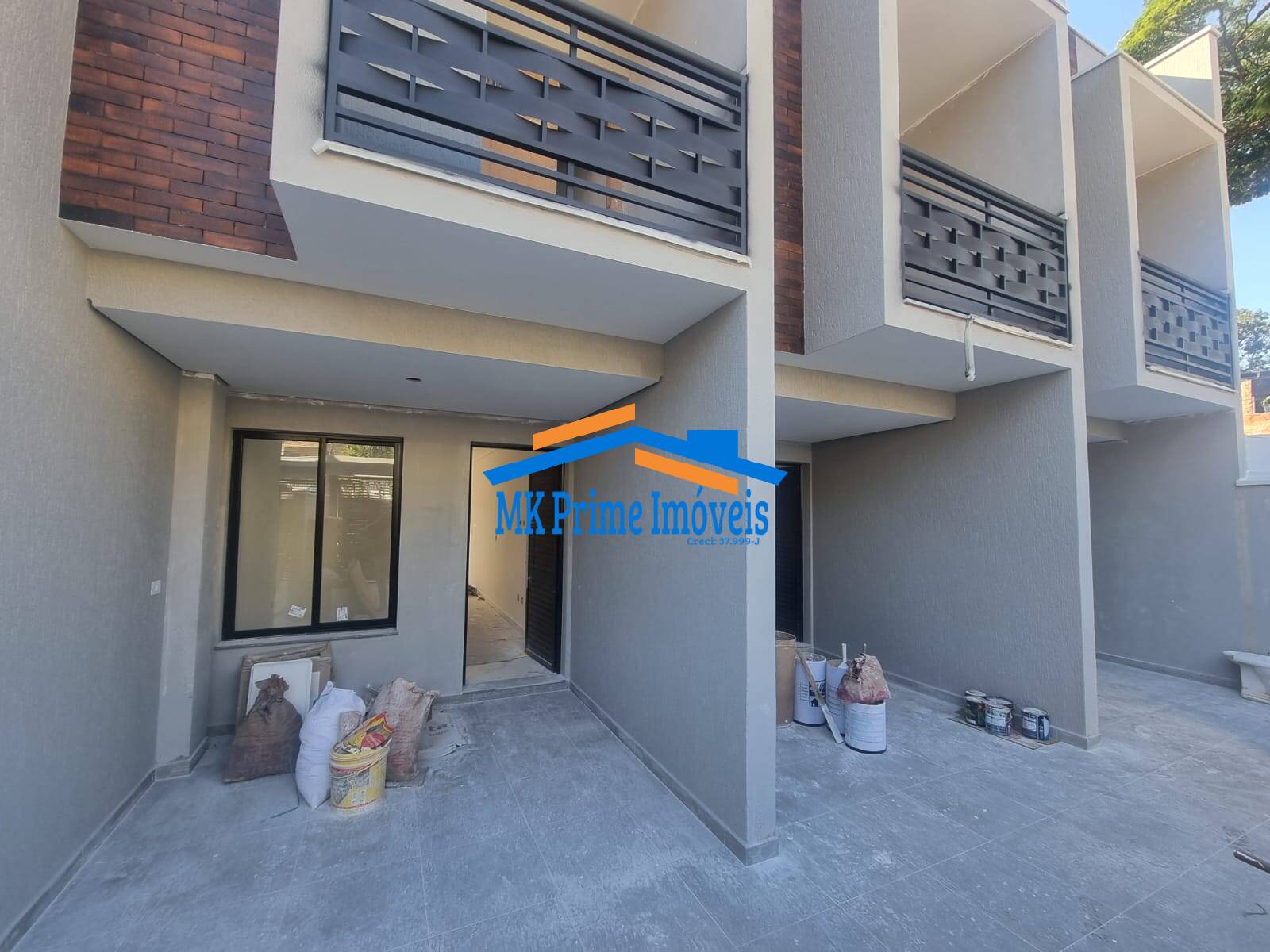 Sobrado à venda com 2 quartos, 81m² - Foto 1