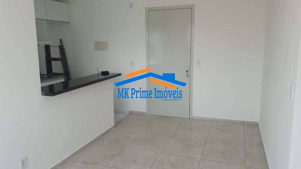 Apartamento à venda com 2 quartos, 42m² - Foto 3