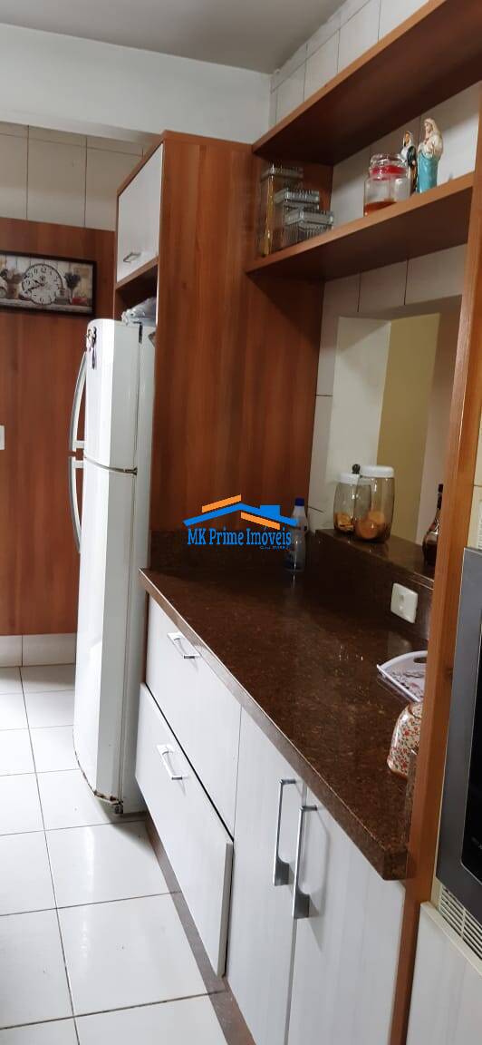 Sobrado à venda com 3 quartos, 205m² - Foto 8