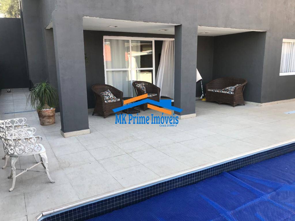 Casa de Condomínio à venda com 4 quartos, 250m² - Foto 3