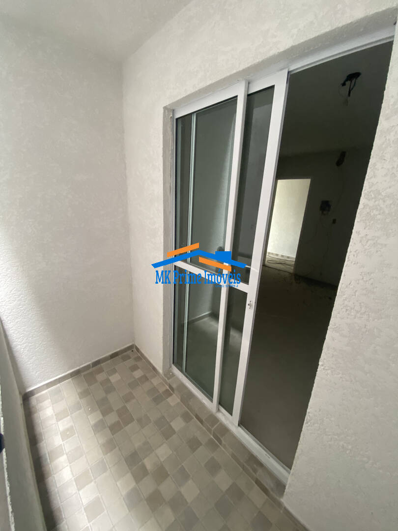 Apartamento à venda com 2 quartos, 44m² - Foto 15