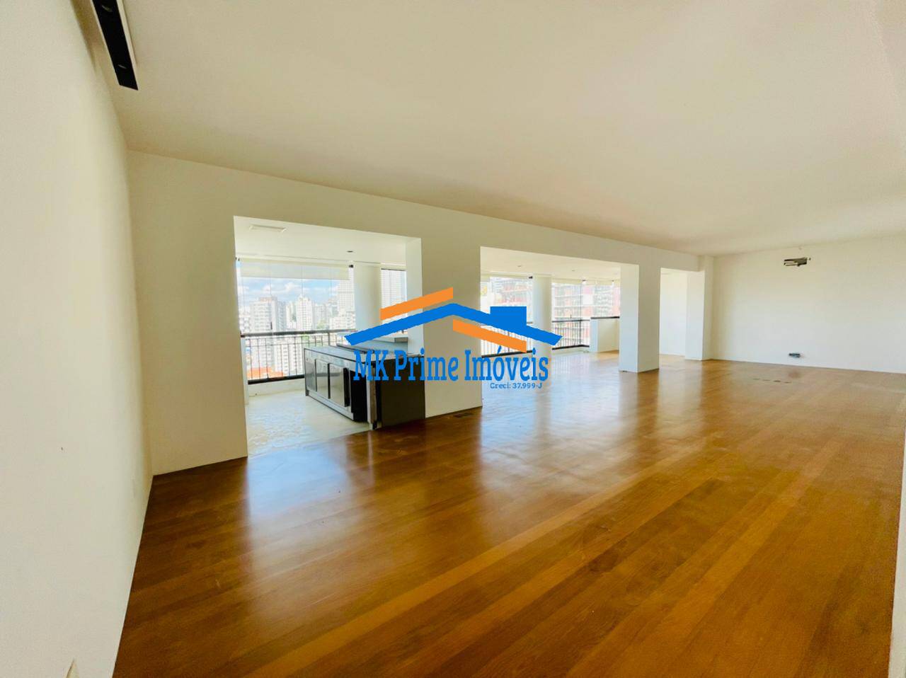 Apartamento à venda e aluguel com 3 quartos, 215m² - Foto 4