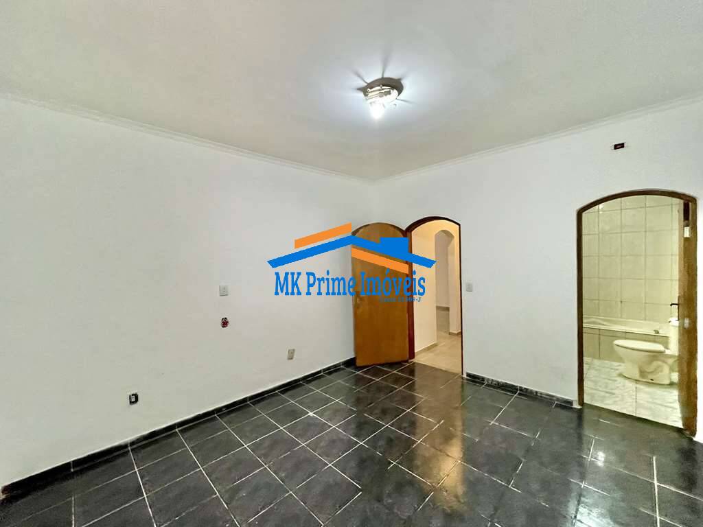 Casa para alugar com 3 quartos, 230m² - Foto 11