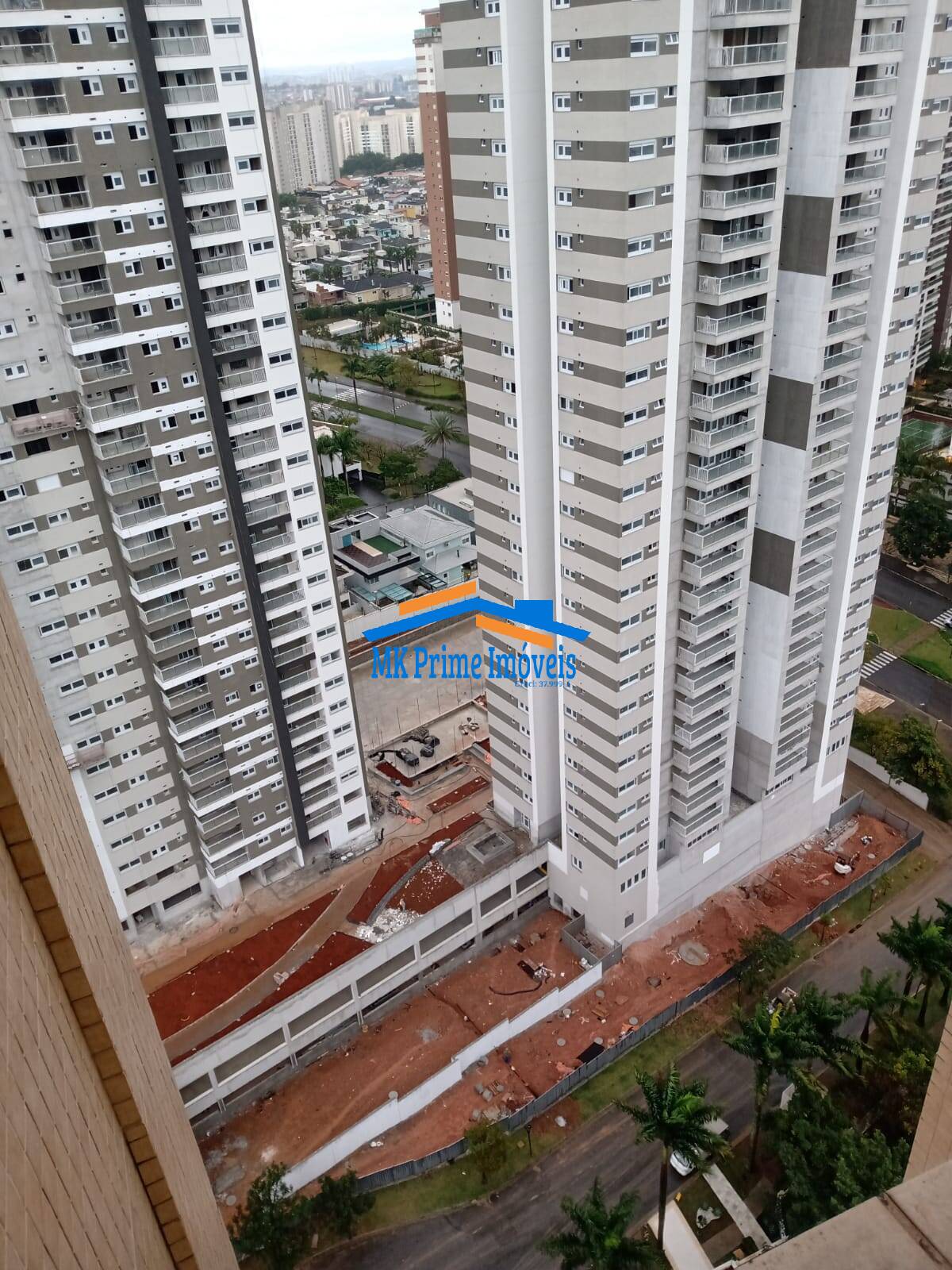 Apartamento à venda com 3 quartos, 84m² - Foto 1